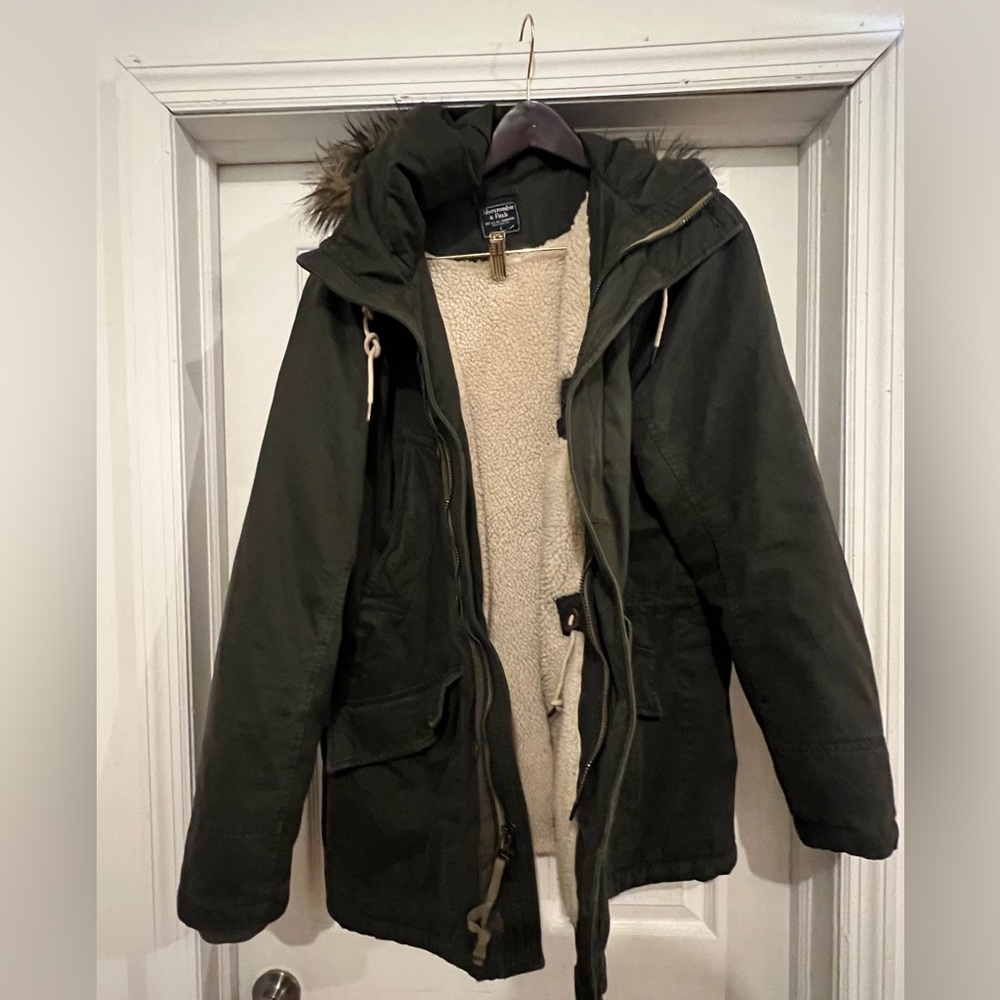 Men’s Abercrombie fleece lined Parker with fur hood